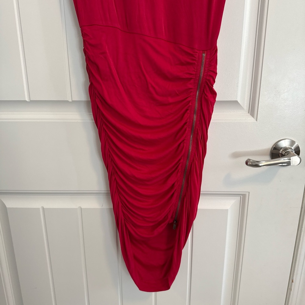 BCBGMAXAZRIA Women’s Red Ruched Bodycon Dress - Picture 6 of 8